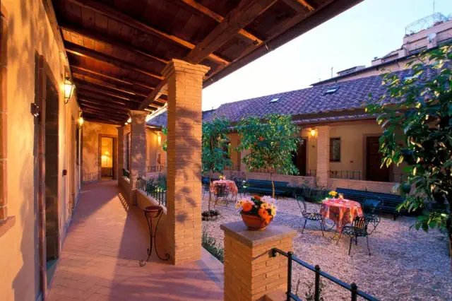 italy travel tips for solo travelers